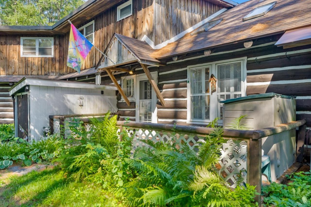 Cozy Condo By Tripp Lake Warrensburg Exterior foto